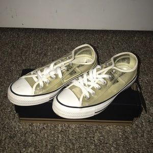 Clear converse